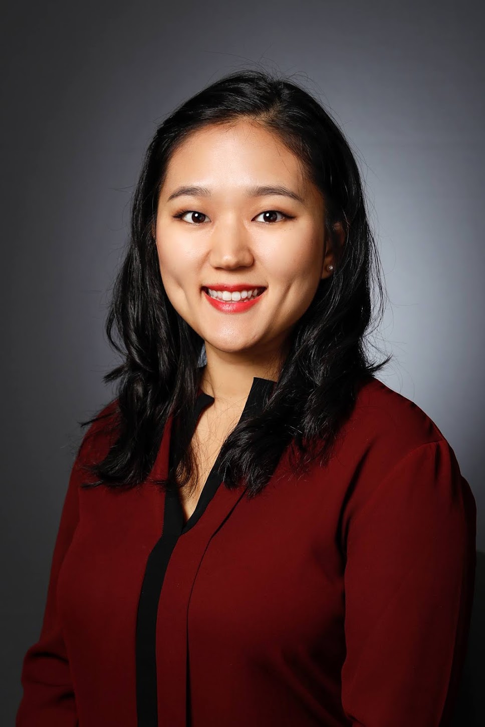 Headshot of Damhee Hong